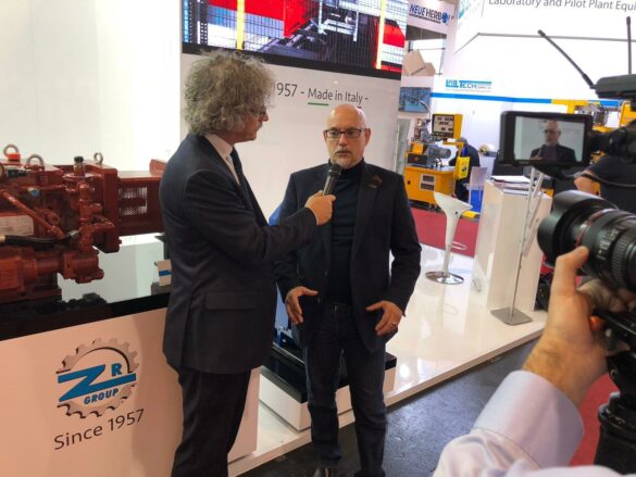 Fakuma2018 A video-interview with Christopher Wapf by ZAMBELLO RIDUTTORI S.R.L. about the new gear box for injection moulding machines