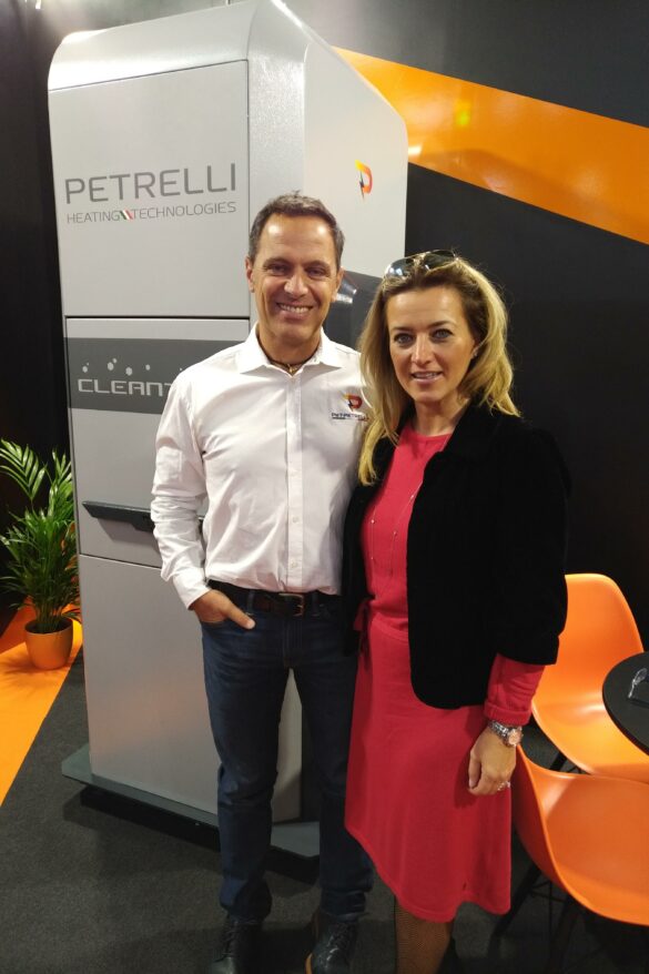 PHT Petrelli at Fakuma – Antonio Petrelli e Dana Rusnac Fakuma2018 PHT Petrelli at Fakuma - Antonio Petrelli e Dana Rusnac